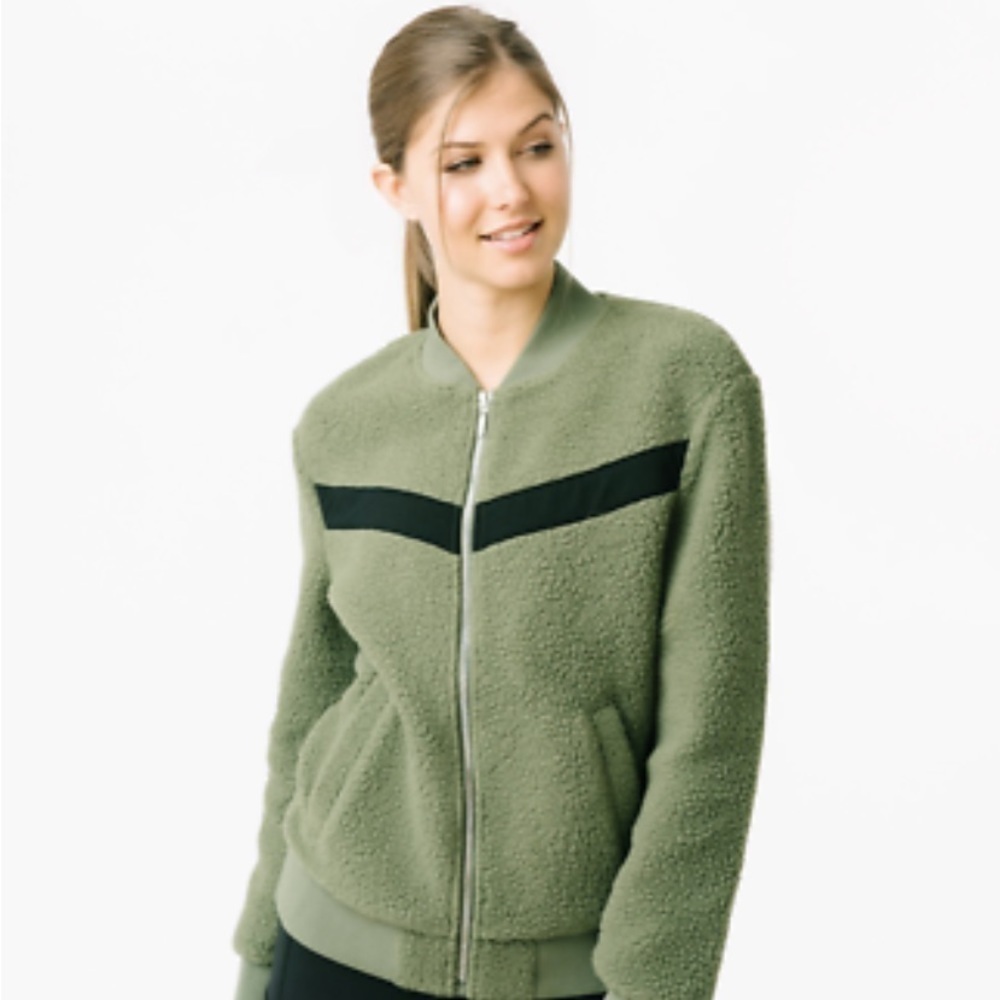 ZYIA Green Bomber Jacket with Fitted Silhouette - Picture 3 of 9